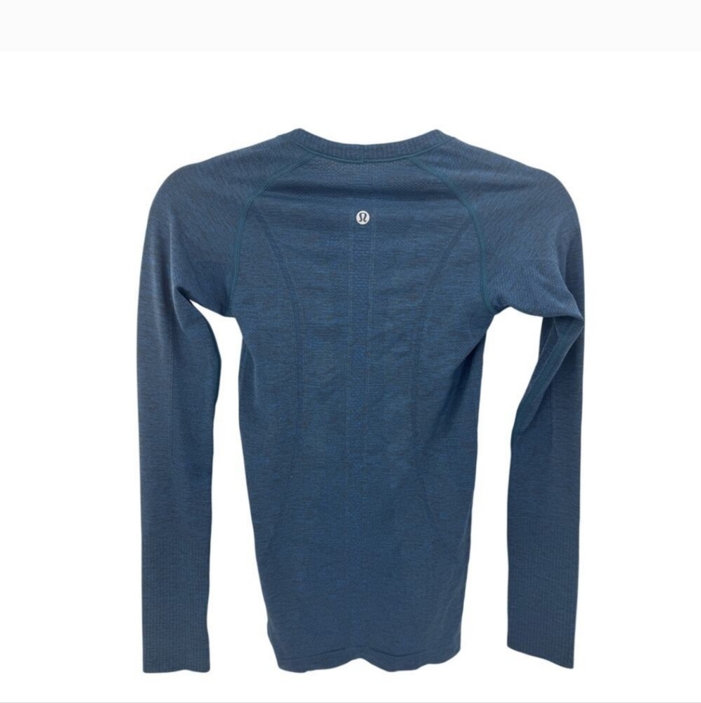 Lululemon Shirt Run Swiftly Tech Long Sleeves Limitless Women's Size 2 Blue